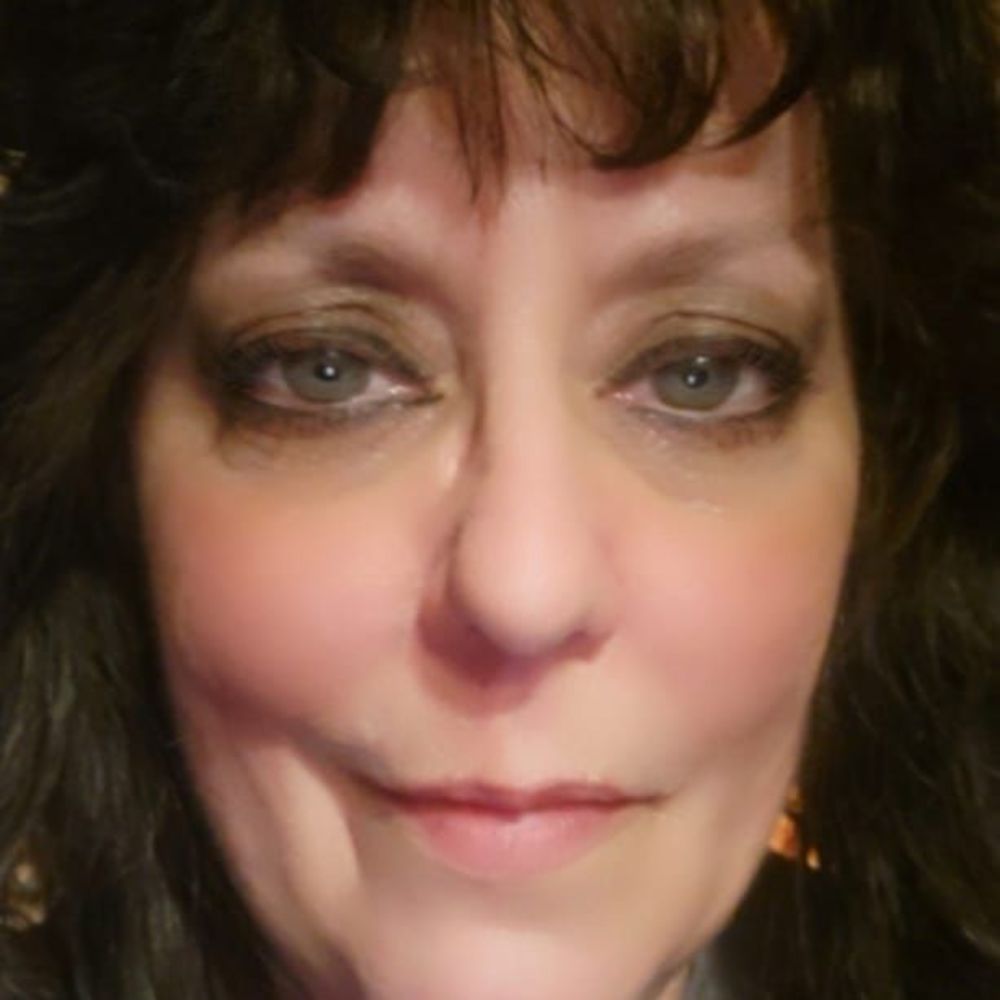 Meet your Posher, Rene'